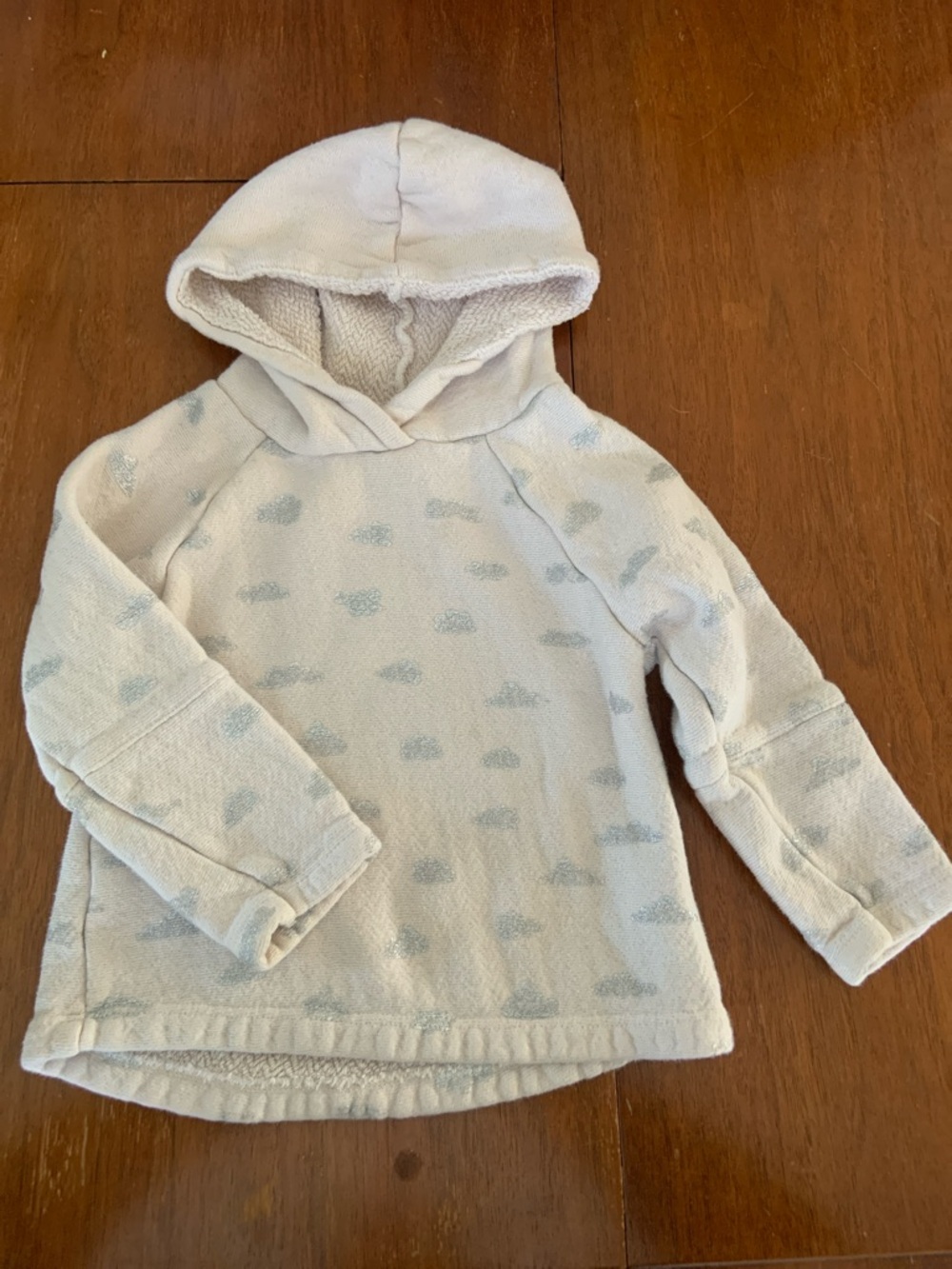 😊FREE😊 Zara Cream Hoodie with Light Blue Cloud Motif size 9-12m